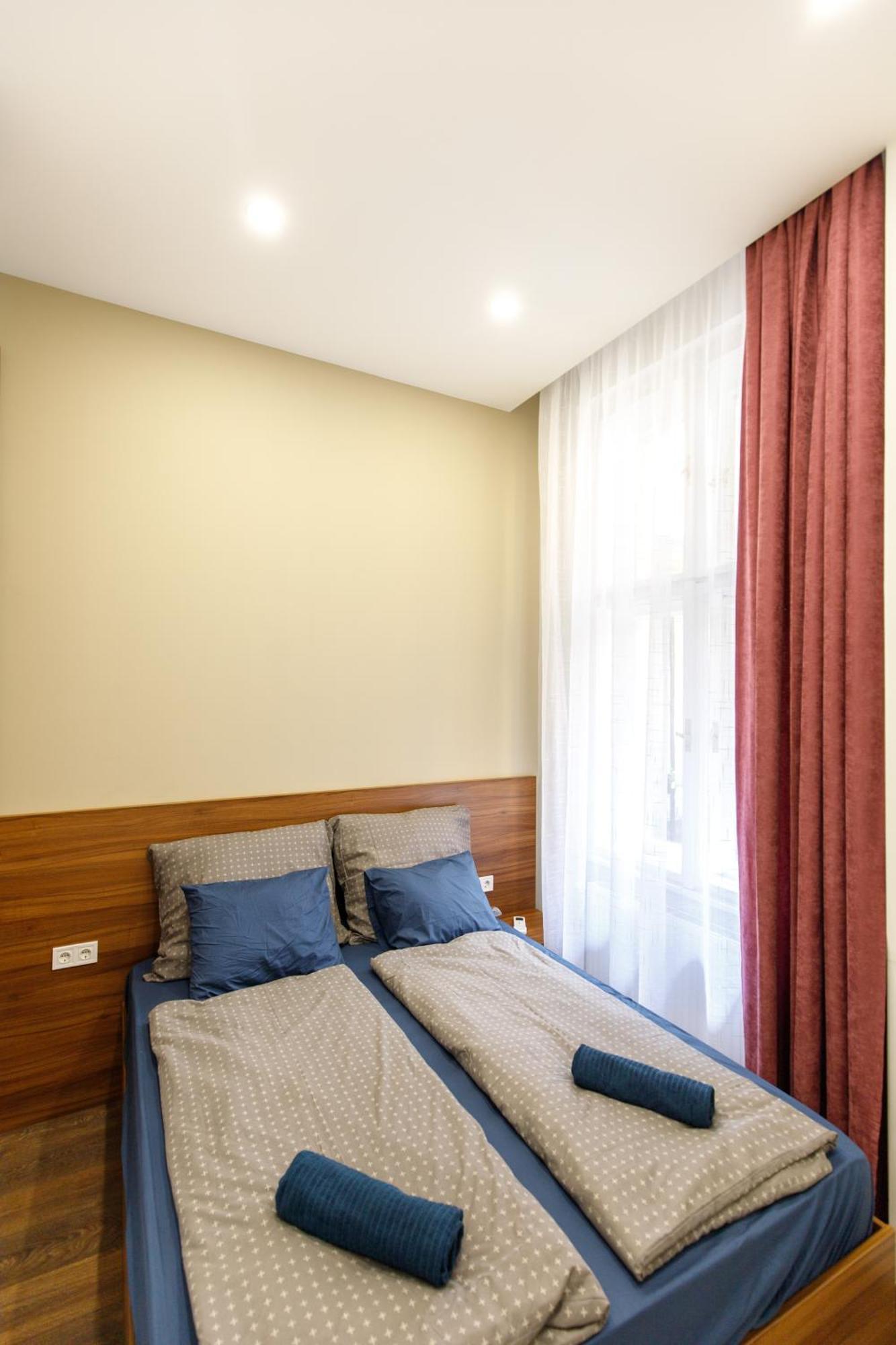 Central City Apt In The Jewish Quarter With Free Parking ブダペスト エクステリア 写真